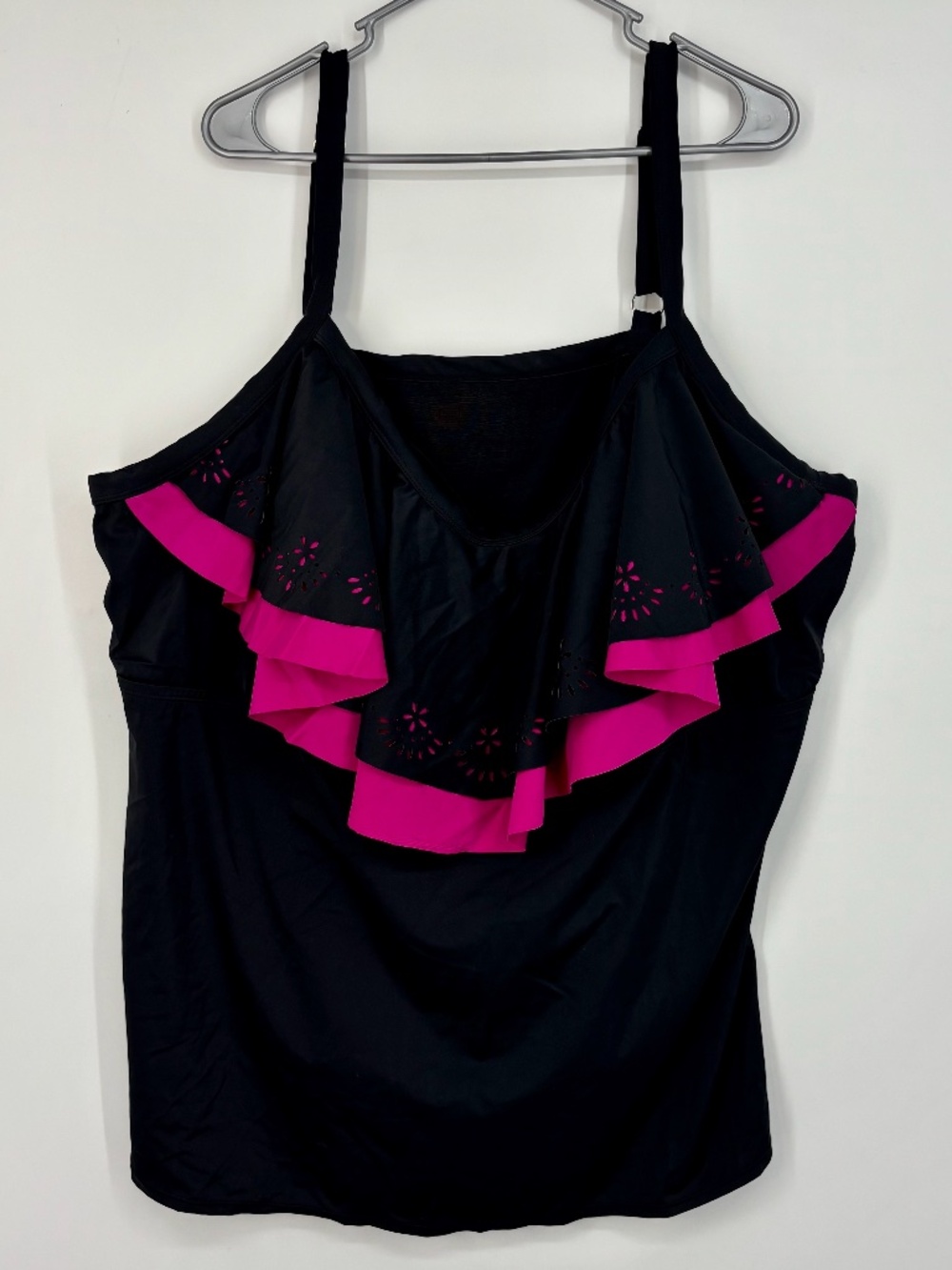 Catherines Womens Size 32W Tankini Swim Suit Top Black Fuchsia Pink Laser Cut